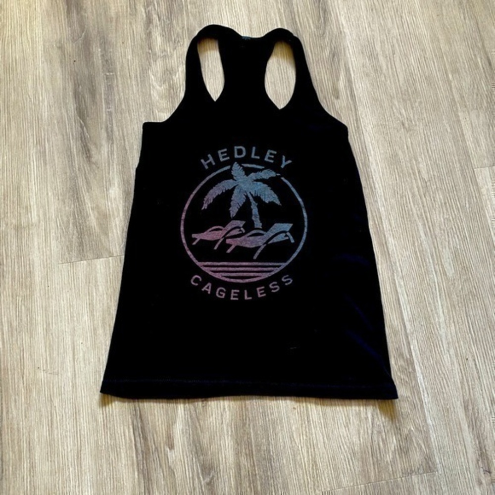 🛍️ 2/$12
HEDLEY band racerback tank top. Size small (4-6) women’s